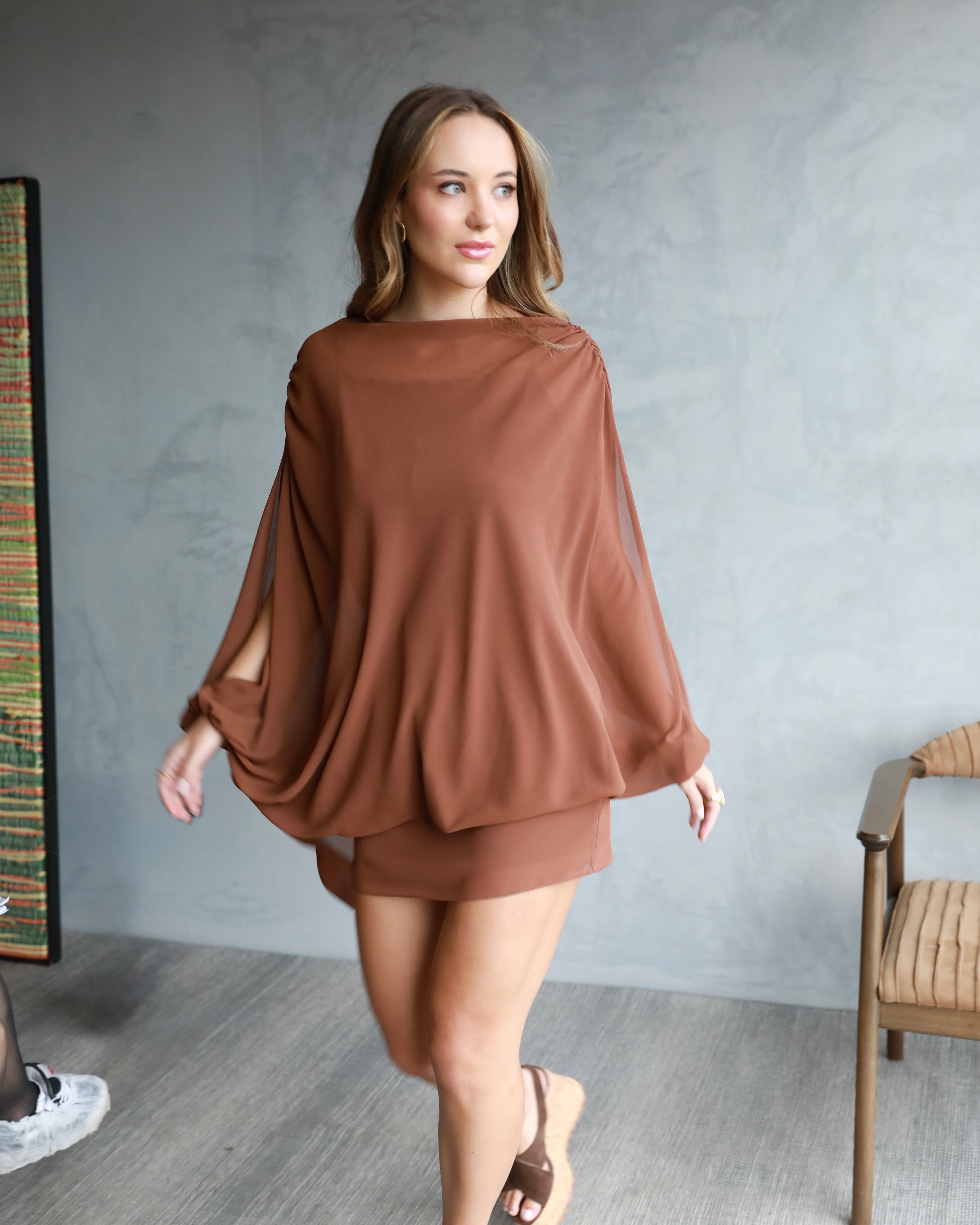VESTIDO KAFTAN AVELÃ 6 EM 1
